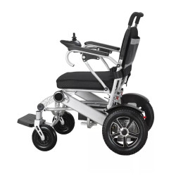 Wózek inwalidzki elektryczny Flybrother XFGW25-203 widok z boku